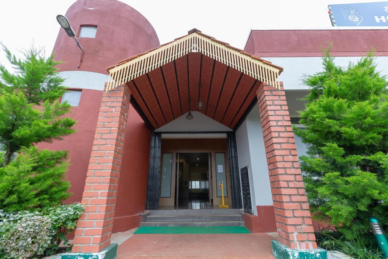 Kstdc Hotel Mayura Biligiri, Br Hills Honganoor Exteriör bild