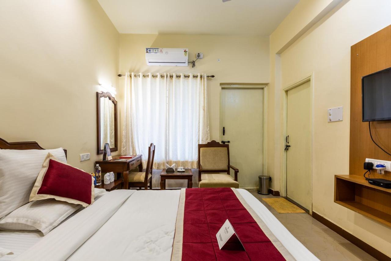 Kstdc Hotel Mayura Biligiri, Br Hills Honganoor Exteriör bild